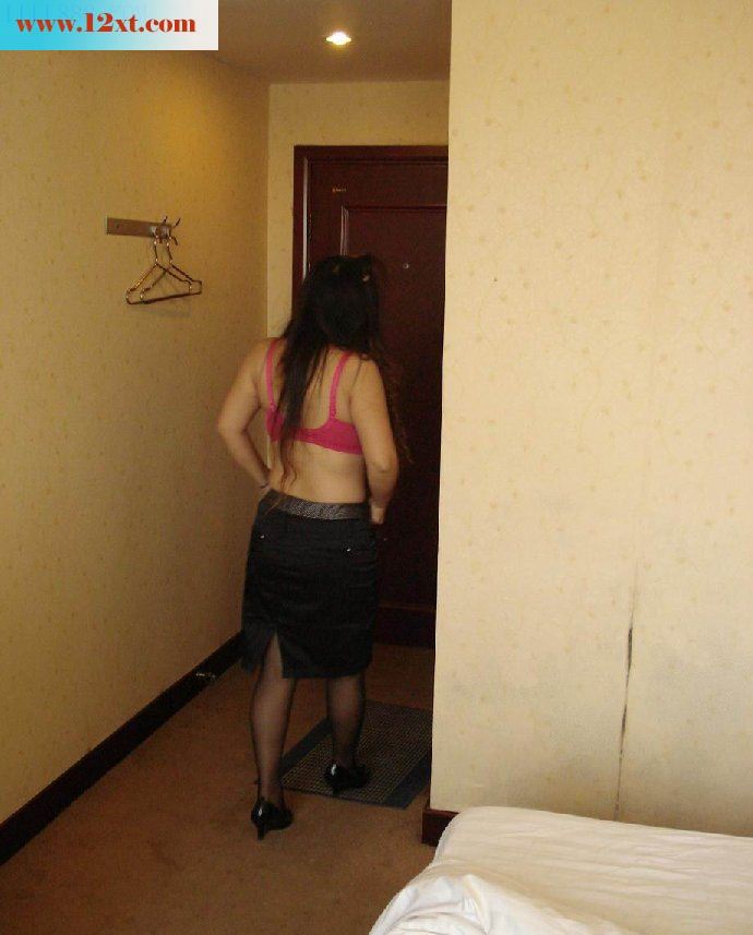 肛交内打飞机丰满人妻2 [12P]